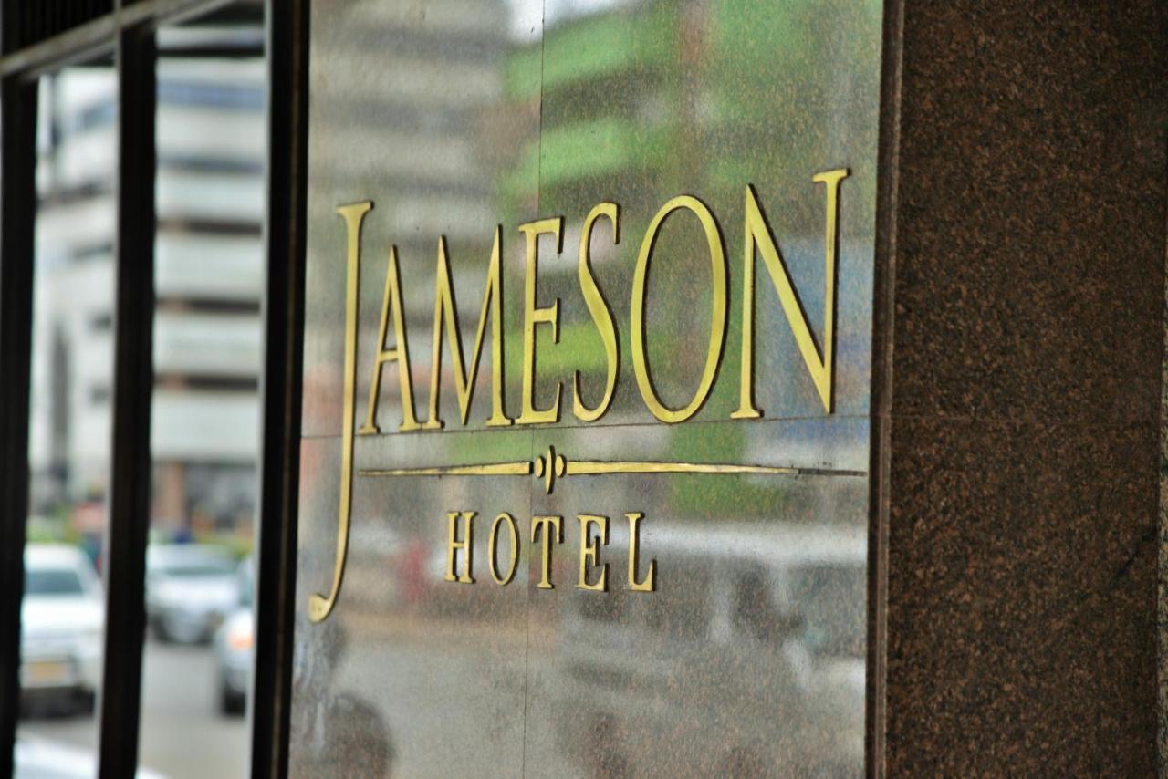 Cresta Jameson Hotel Harare Buitenkant foto